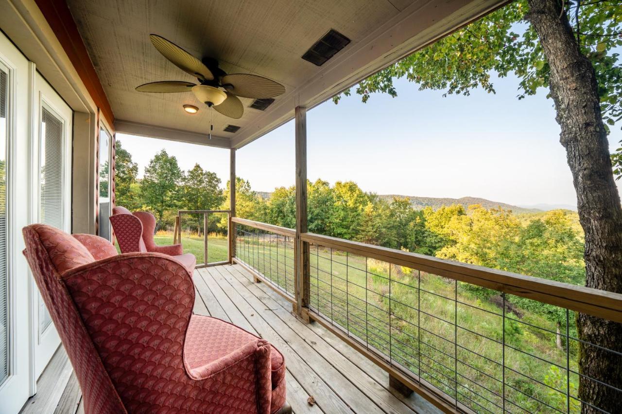Misty Mountain Cabin Spectacular Scenic Escape By Caddo River Glenwood エクステリア 写真